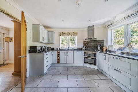 4 bedroom detached house for sale, Winchester Road, Ropley, Alresford, Hampshire, SO24