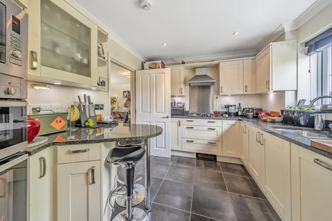 4 bedroom detached house for sale, Thornybush Gardens, Medstead, Alton, Hampshire, GU34