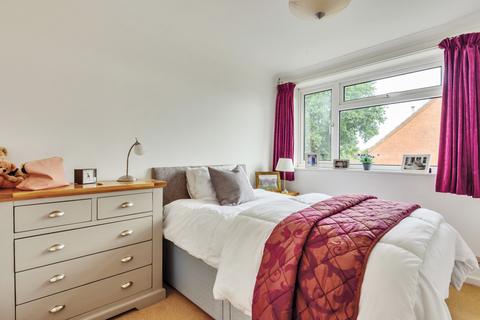 2 bedroom terraced house for sale, Linnets Way, Alton, Hampshire, GU34