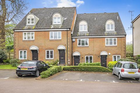 1 bedroom maisonette for sale, Waterside Court, Alton, Hampshire, GU34