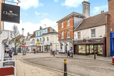 2 bedroom flat for sale, Cross & Pillory House 1A, Cross & Pillory Lane, Alton, Hampshire, GU34