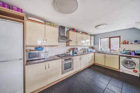 4 bedroom end of terrace house for sale, Stoneable Road, Somerset BA3