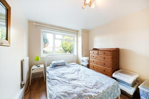 1 bedroom flat for sale, Tilney Close, Alton, Hampshire, GU34