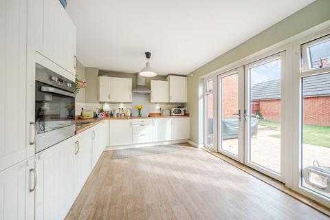 3 bedroom link detached house for sale, Sidney Martin Road, Bordon, Hampshire, GU35