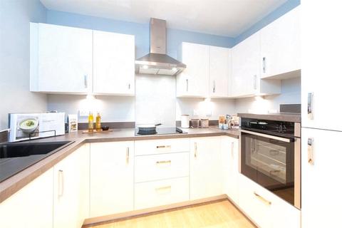 2 bedroom flat for sale, Queen Elizabeth Place, Normandy Street, Alton, Hampshire, GU34