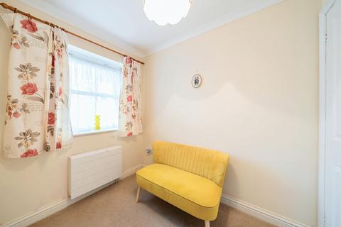 2 bedroom retirement property for sale, Pine Court, Lymington Bottom, Four Marks, Alton, GU34