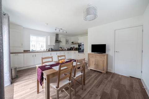 15 Braxells Road, Botley, Southampton, SO32 2RX