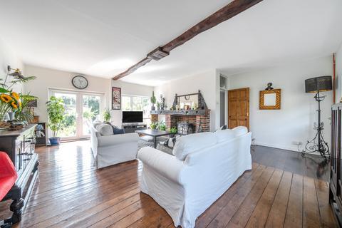4 bedroom house for sale, The Old Dairy, Wickham, Fareham, Hampshire, PO17