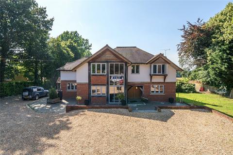 5 bedroom detached house for sale, Winchester Road, Shedfield, Southampton, Hampshire, SO32