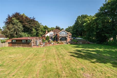 5 bedroom detached house for sale, Winchester Road, Shedfield, Southampton, Hampshire, SO32