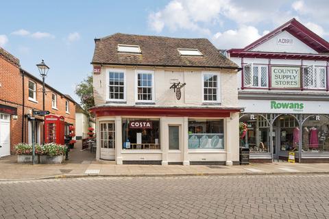 2 bedroom flat for sale, High Street, Bishops Waltham, Southampton, Hampshire, SO32