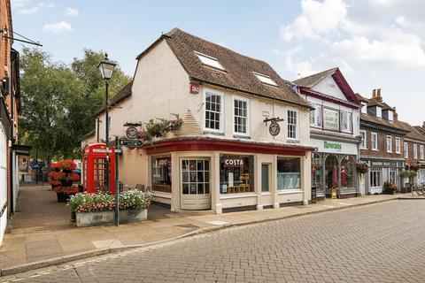 3 bedroom flat for sale, High Street, Bishops Waltham, Southampton, Hampshire, SO32