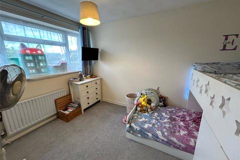 3 bedroom end of terrace house to rent, Cunningham Avenue, Southampton SO32