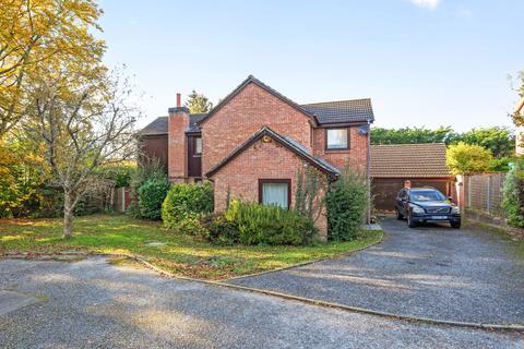 4 bedroom detached house to rent, The Glade, Hiltingbury SO53