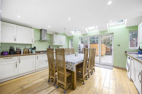 58 Grove Hill, Emmer Green, Reading, RG4 8PR