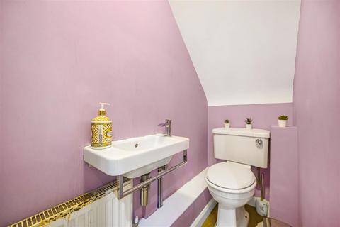 58 Grove Hill, Emmer Green, Reading, RG4 8PR