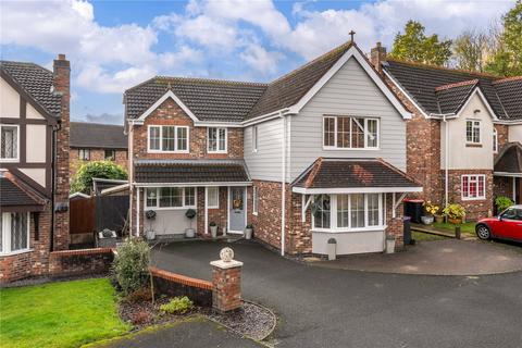 4 bedroom detached house for sale, Finsbury Drive, Priorslee, Telford, Shropshire, TF2