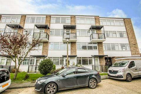 2 bedroom apartment for sale, Pompadour Close, Warley, Brentwood