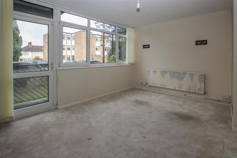 2 bedroom apartment for sale, Pompadour Close, Warley, Brentwood