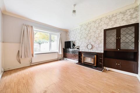 3 bedroom semi-detached house for sale, Henconner Lane, Leeds LS7