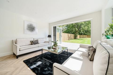 4 bedroom detached house for sale, Cracknore Hard Lane, Marchwood, Southampton, Hampshire, SO40