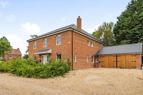 4 bedroom detached house to rent, Houghton, Hampshire SO20