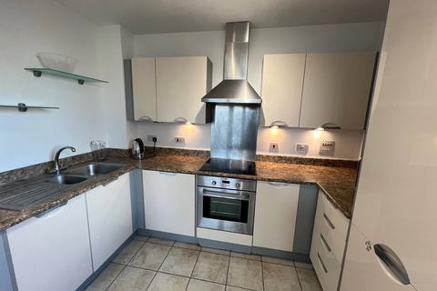 2 bedroom flat to rent, Ocean Way, Southampton SO14