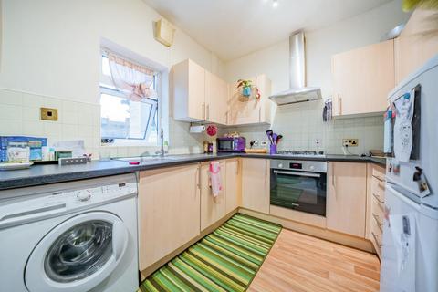 2 bedroom terraced house for sale, Sydney Road, Raynes Park