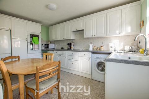 7 Meadows Way, Hadleigh, Ipswich, IP7 5DX