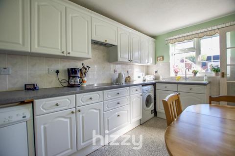 7 Meadows Way, Hadleigh, Ipswich, IP7 5DX