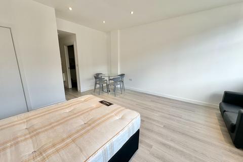 Studio to rent, 204-226 Imperial Drive, Harrow HA2