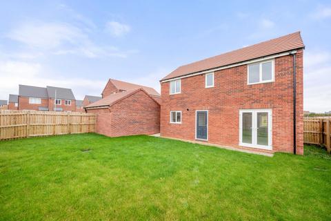 4 bedroom detached house for sale, Winceby Fields, Horncastle, LN9