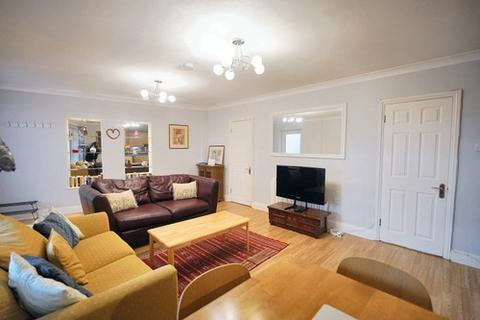 2 bedroom flat for sale, Lower Street, Stansted Mountfitchet CM24