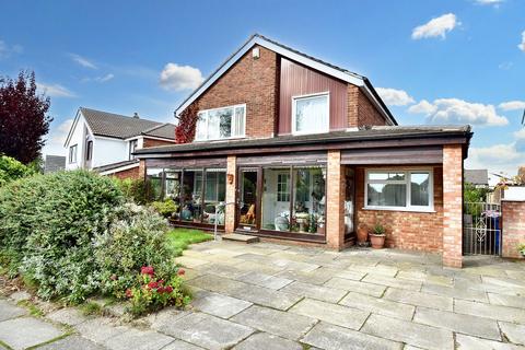 3 bedroom detached house for sale, Langdale Drive, Bury, BL9