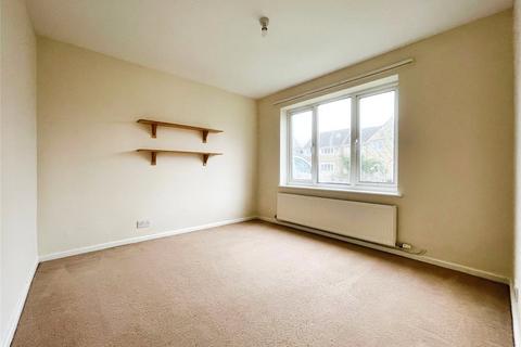 54 Alexander Drive, Cirencester, GL7 1UH