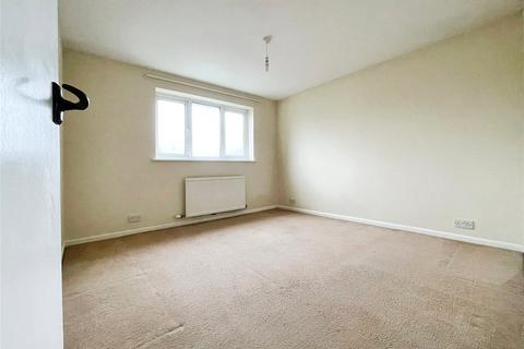 54 Alexander Drive, Cirencester, GL7 1UH