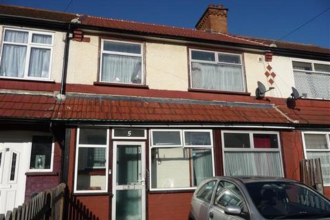 4 bedroom terraced house to rent, Avondale Road, Harrow