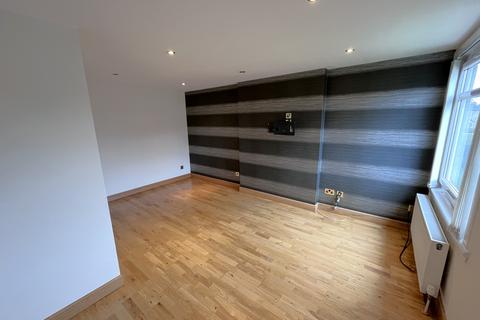 2 bedroom flat for sale, Ardgay Street, Shettleston, Glasgow G32