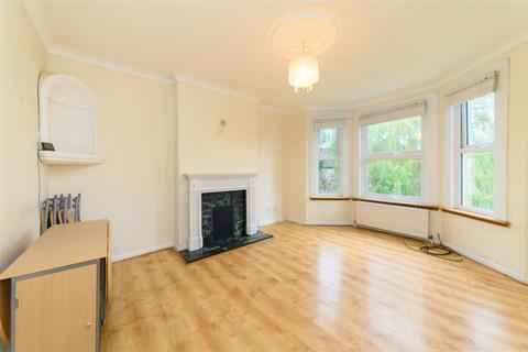 3 bedroom flat for sale, Long Lane, Finchley