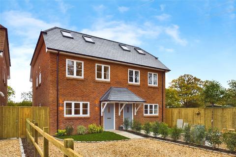 4 bedroom semi-detached house for sale, Fair Oaks Grove, Little London, Tadley, Hampshire, RG26