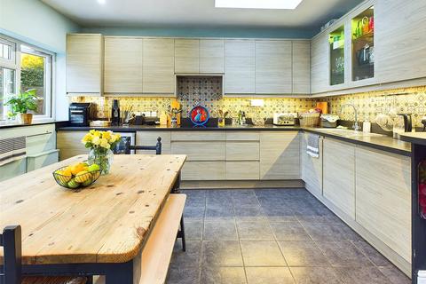 undefined, Hampton Road, Twickenham