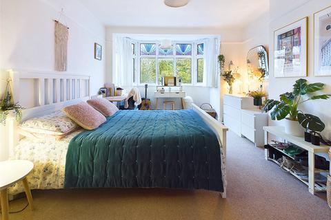undefined, Hampton Road, Twickenham