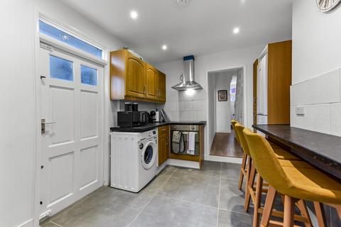 4 bedroom house to rent, Winchelsea Road, London N17