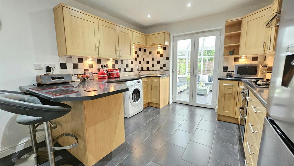 Breakfast Kitchen