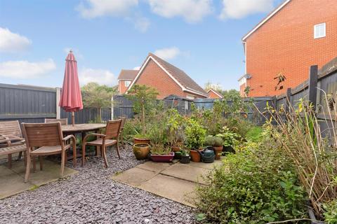 3 bedroom semi-detached house for sale, Moonstone Square, Sittingbourne, Kent