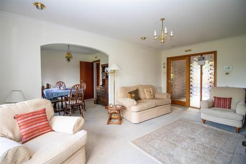 4 bedroom detached bungalow for sale, Park View, Wilton Dean, Hawick