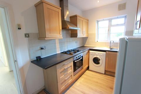 2 bedroom flat to rent, Nether Street, London N12