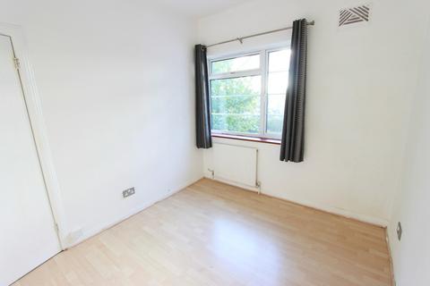 2 bedroom flat to rent, Nether Street, London N12