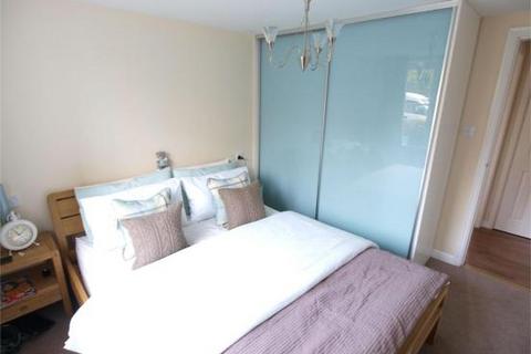 undefined, Breckside Park, Liverpool, Merseyside, L6