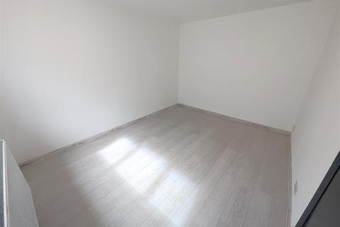 69 Willow Brook Road, Corby, NN17 2EE